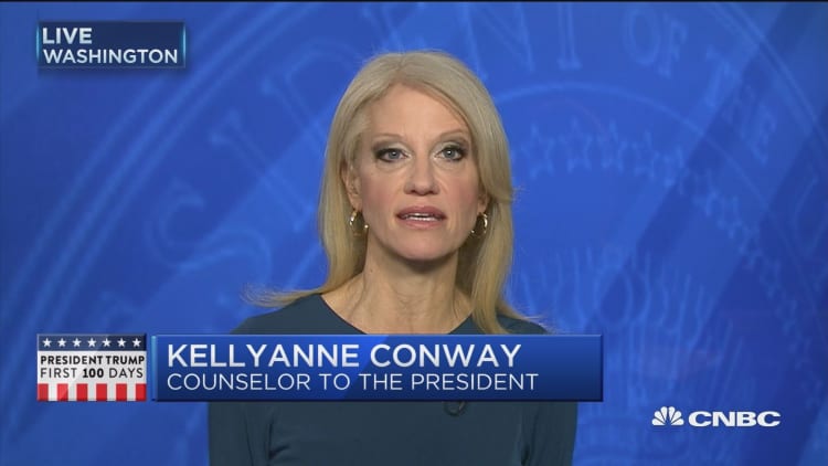 Conway: Misinformation on Trump's immigration order is 'astonishing' 