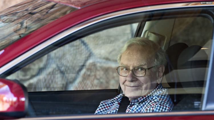 Warren Buffett keeps his breakfast under $3.17