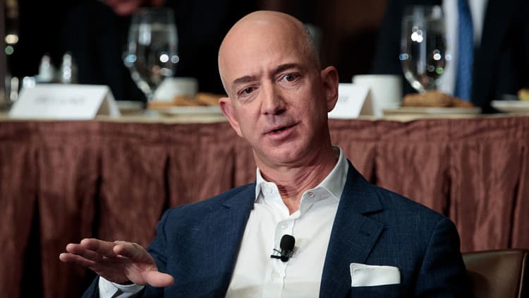 Amazon's Bezos opposes Trump's immigration order