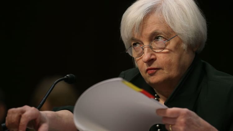 Fed: Economy will warrant gradual rate hikes