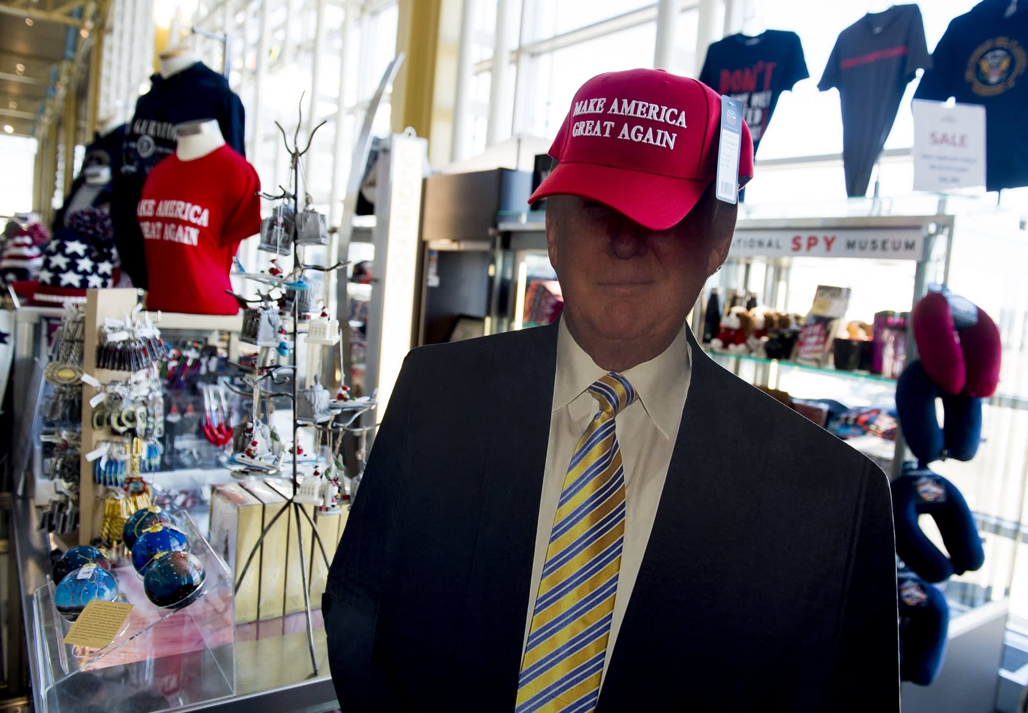 President Donald Trump 2020 Winner USA Flag Baseball Cap Hat Make America Great