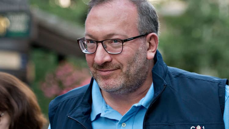 Hedge fund billionaire Seth Klarman warns of next financial crisis — Here's how business leaders at Davos responded