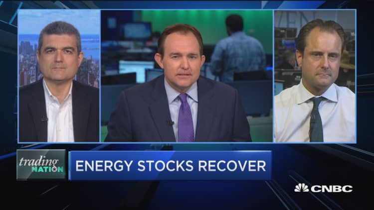 Energy stocks recover