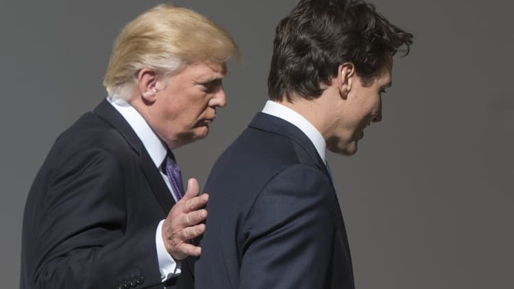 Trump & Trudeau talk trade