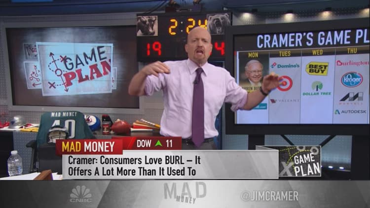 Cramer's game plan: Key signals to watch from Warren Buffett