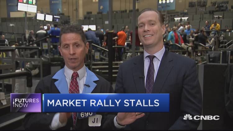 Markets stall ahead of Trump speech