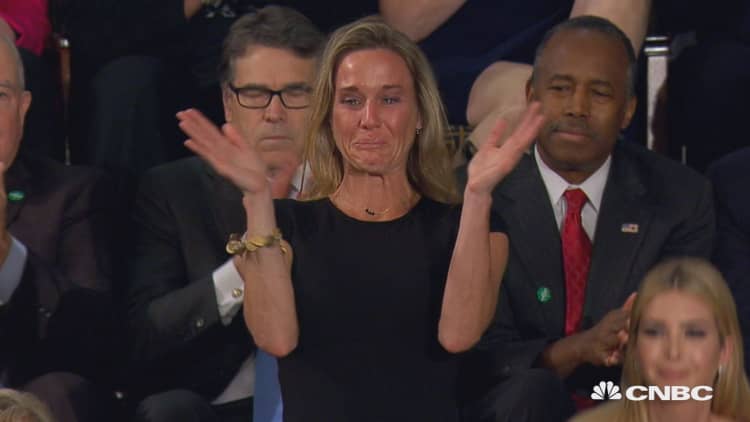 President Trump honors widow of fallen Navy SEAL William 'Ryan' Owens