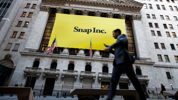 Top tech analyst Mark Mahaney breaks down why he downgraded Snap shares