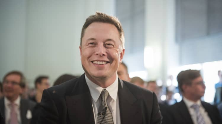 Elon Musk uses out of the box thinking on infrastructure plan: Richard LeFrak 