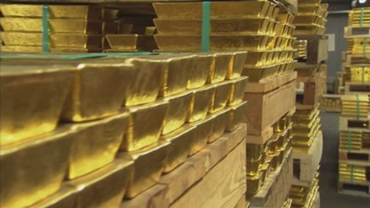 Bank of America says to bank on gold
