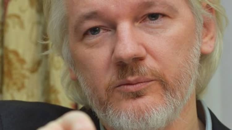 Wikileaks working with tech firms to defeat CIA hacking