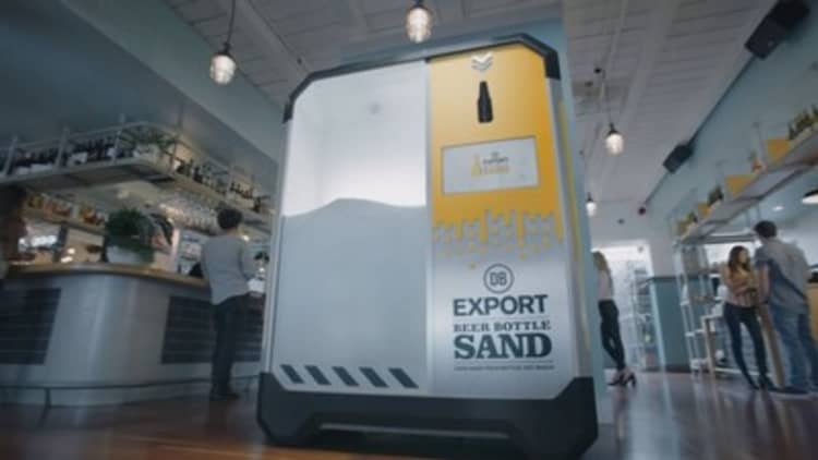 This machine turns beer bottles into sand in an effort to save the world's beaches