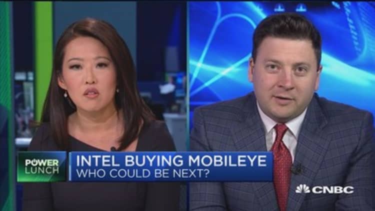 Analyst on INTC-MBLY: A 'trojan horse' for non-auto companies to get into auto space