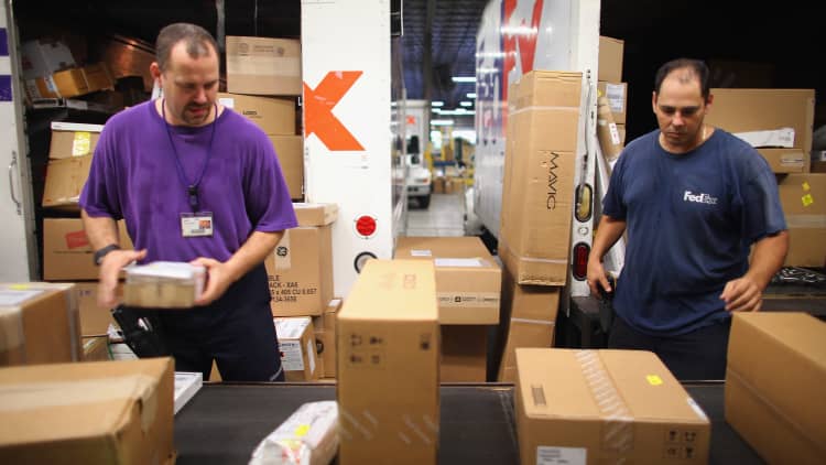 FedEx halts trading after cyberattack affects TNT Express operations