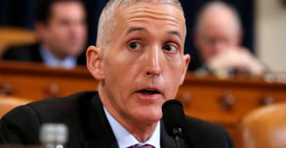Rep Trey Gowdy grills FBI's Comey on wiretapping, Russia