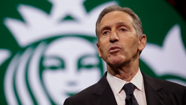 Starbucks to give bonuses and raises after new tax law
