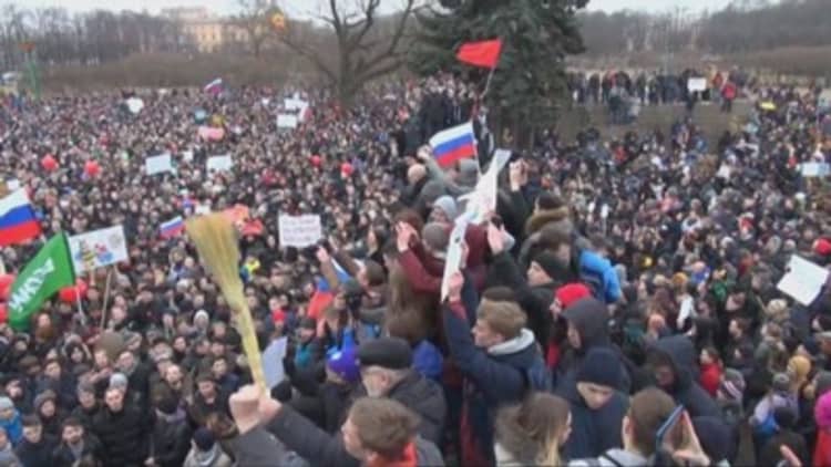 Russia sees largest nationwide protests in years