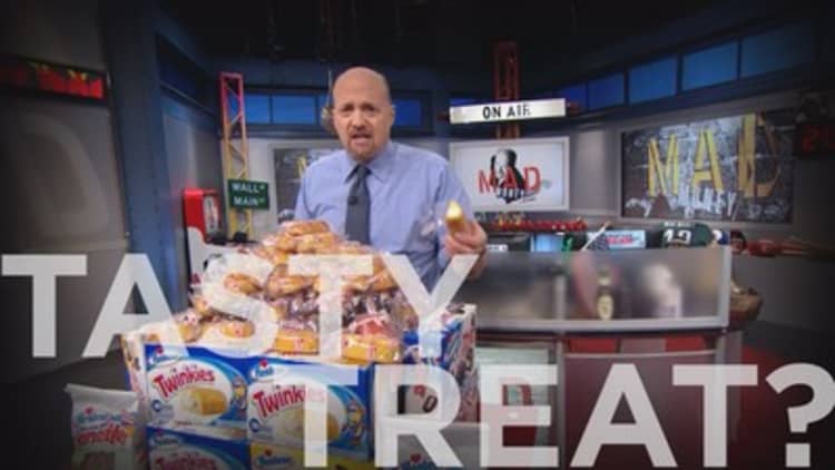 Cramer Remix: Why Hostess could be too risky for your taste