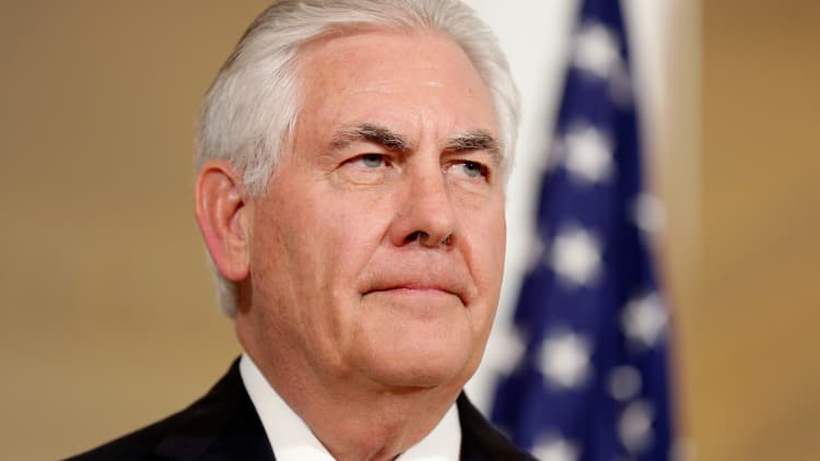 Tillerson: Assad regime is responsible for chemical attack