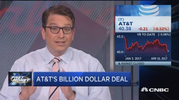 What AT&T's billion dollar deal means for the wireless wars