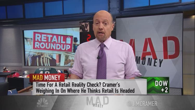 Cramer looks 'outside the mall' for these 2 retail leaders