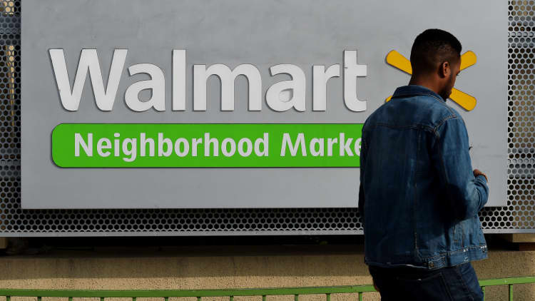 Walmart plans to cut 1,000 corporate jobs