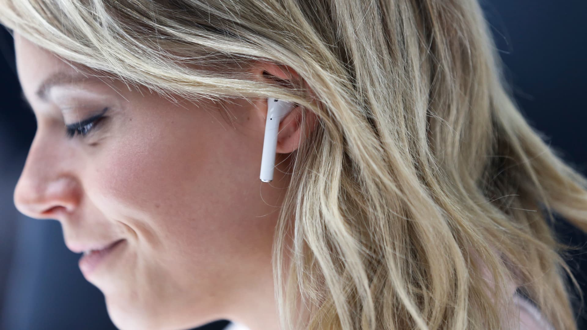 Apple reportedly will launch new AirPods, AirPods Pro to further boost wearables business