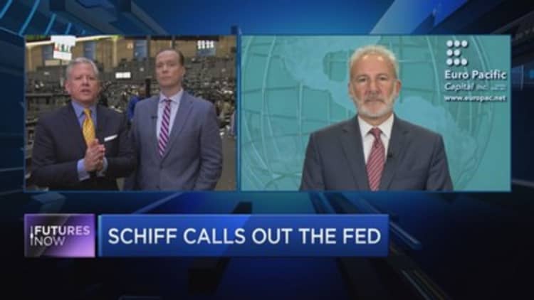 Trader slams Schiff on gold, the market