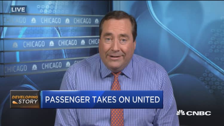 More turbulence for United?