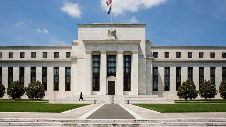 Modern monetary theory takes on Wall Street and Washington
