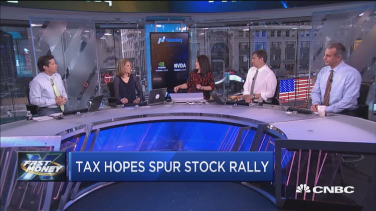 Tax hopes spur stock rally