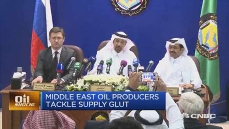 Arab oil ministers gather to discuss supply glut