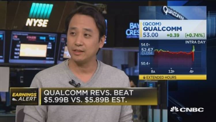 Recode's Lee: Qualcomm will eventually take a hit, but so far so good