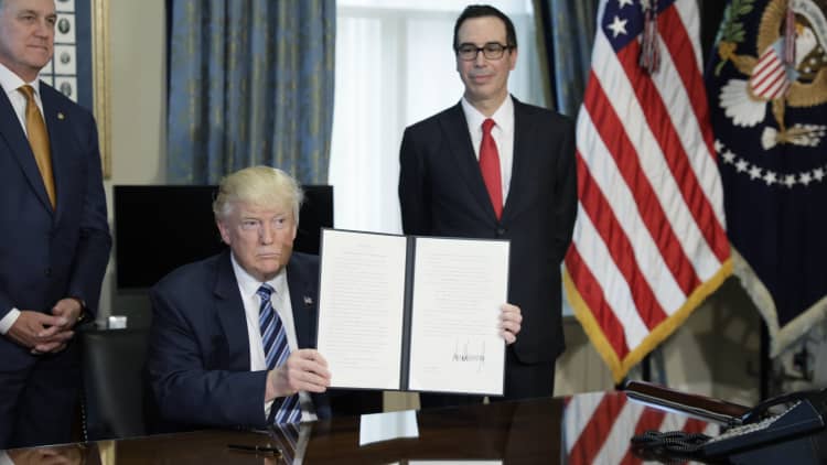 President Trump signs executive order on taxes, financial regulation