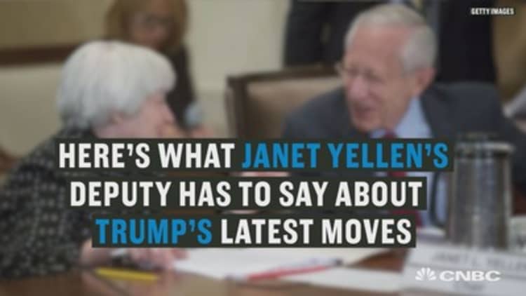 Here's what Stanley Fischer has to say about Trump's latest executive actions