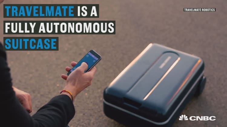 This smart suitcase can follow you wherever you go