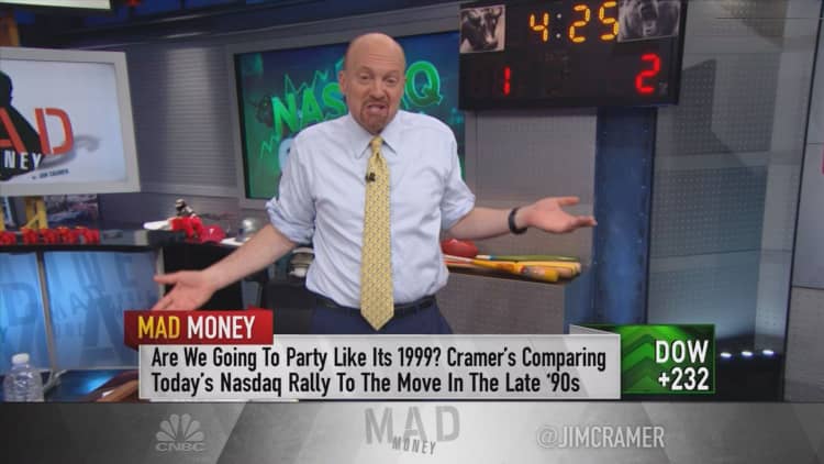 Cramer compares the 2000 dotcom bubble bust to today's market moves