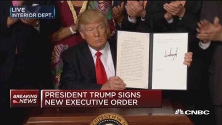 Pres. Trump signs executive order on national monuments