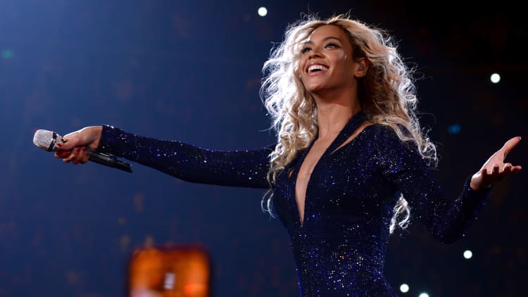 Beyonce wants to pay for your college — here's why