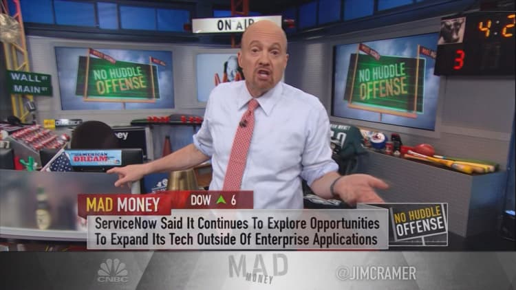 Cramer compares 2 tech winners that have a history