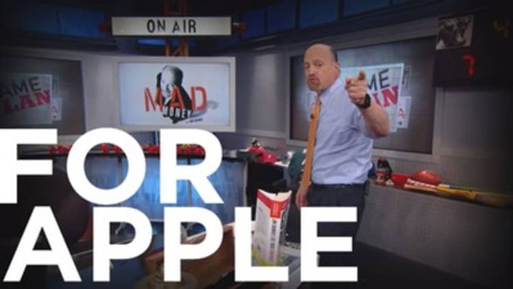 Cramer Remix: The truth about Apple ahead of its earnings report