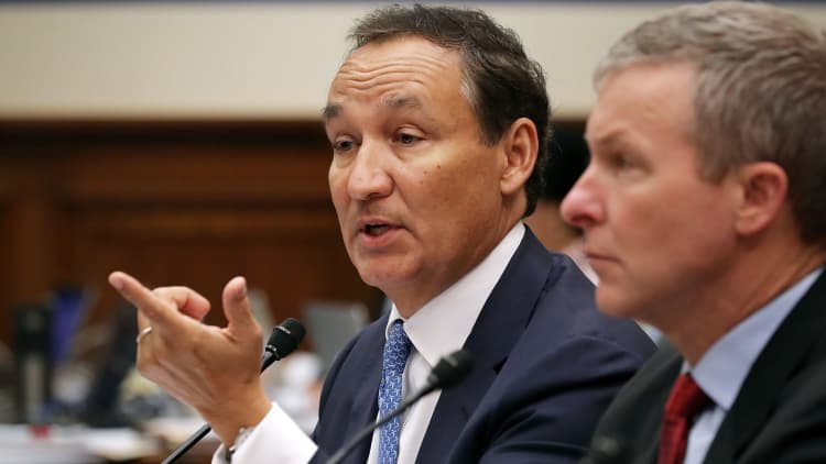 One of outgoing United CEO Munoz's best decisions was hiring Scott Kirby, says analyst