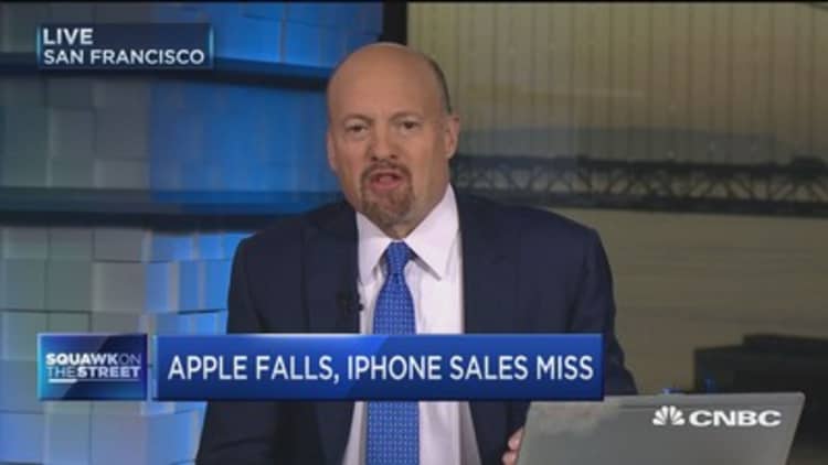 Don't get too 'granular' on Apple: Cramer