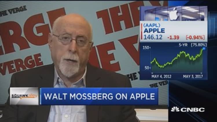 Walt Mossberg: The stakes are very high for the next iPhone