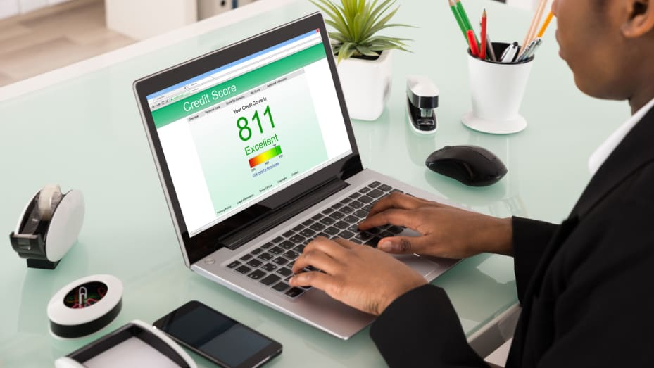is it safe to check your credit score online?