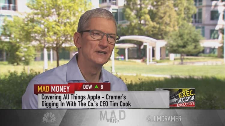 Exclusive: Apple just promised to give US manufacturing a $1 billion boost
