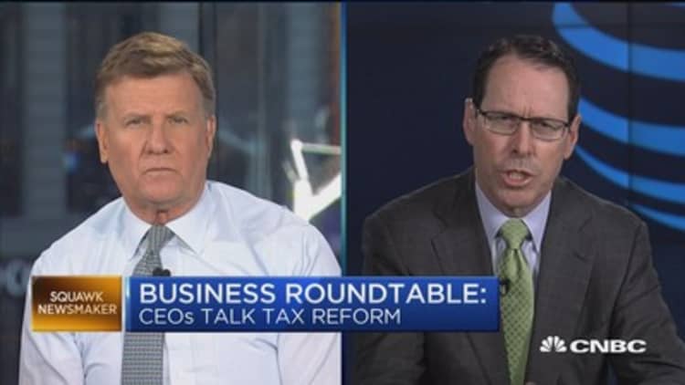 AT&T CEO: Tax cuts means more jobs for 'hard hat' workers