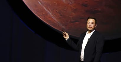 Bill Gates says Elon Musk's ambition to colonize Mars is not a good use of money