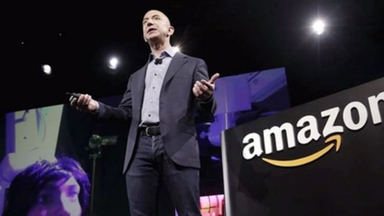 Bezos makes bank after unloading a million Amazon shares