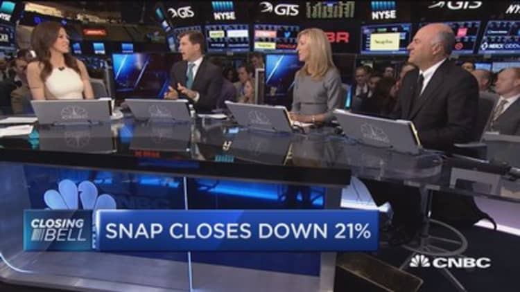 O'Leary: Is Snap a platform or a feature?